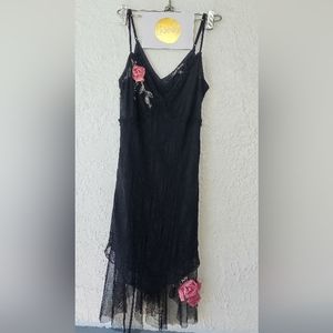 Vintage Claire Pettibone Black Lace Negligee w/ Silk Rose Details. So 😍 Med.